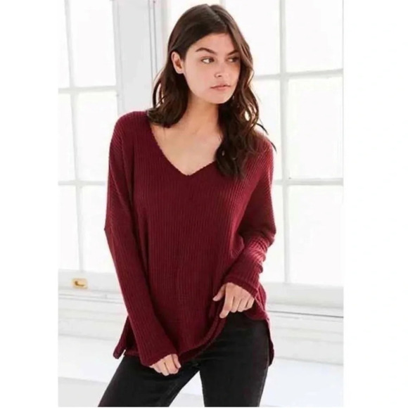Urban Outfitters Top - Picture 1 of 3